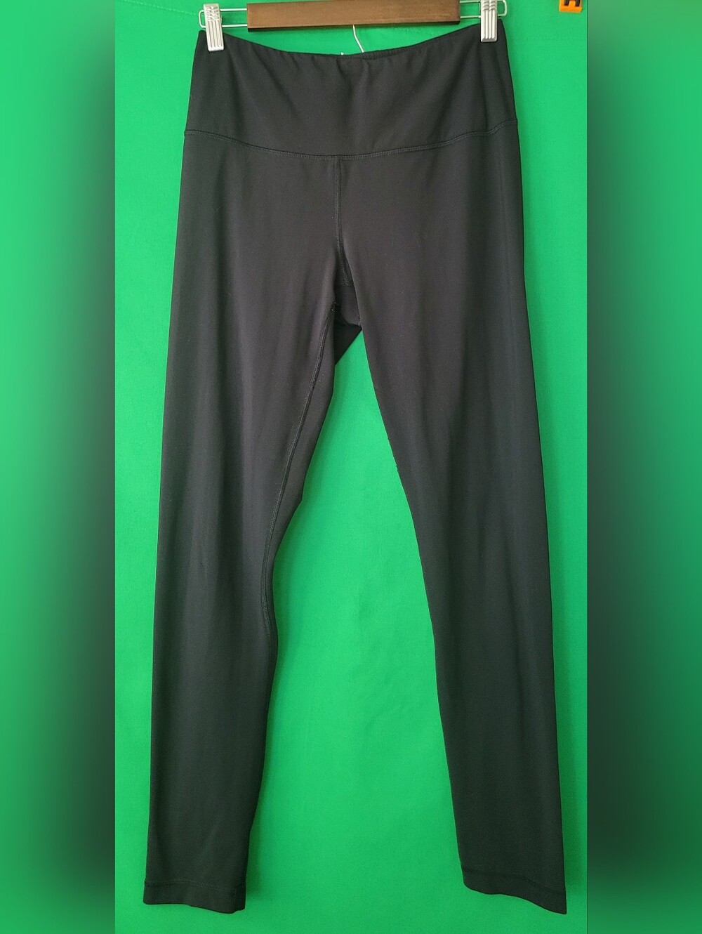Yogalicious Stretch Black High-Waist Leggings Sz Large Performance Exercise Yoga